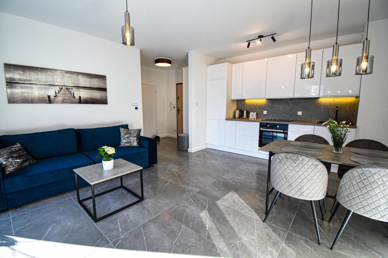 Apartament VILLA PARK przy plaży z widokiem na jezioro, taras 50 m2 Ostróda Zewnętrze zdjęcie