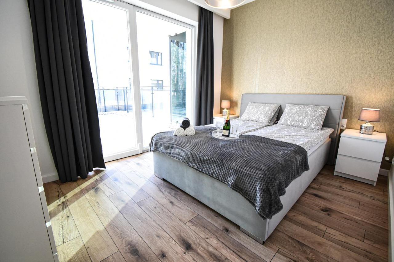 Apartament VILLA PARK przy plaży z widokiem na jezioro, taras 50 m2 Ostróda Zewnętrze zdjęcie
